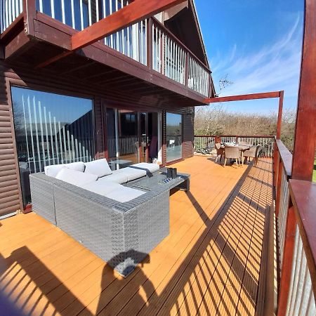 3 Bed Lodge With Ev Point Truro Kültér fotó