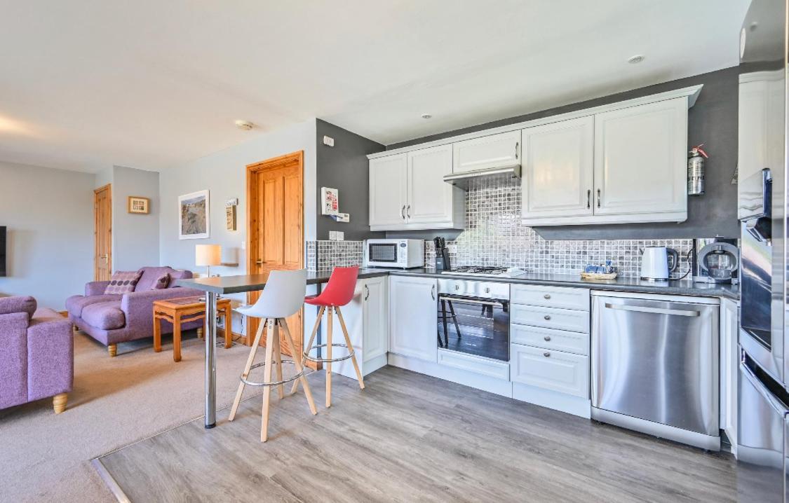 3 Bed Lodge With Ev Point Truro Kültér fotó