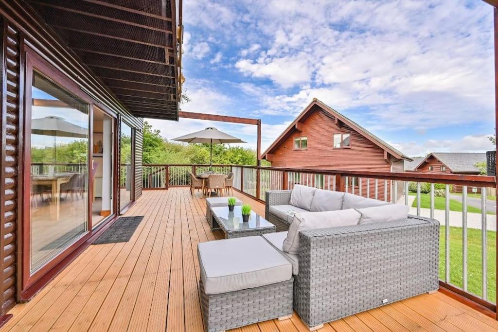3 Bed Lodge With Ev Point Truro Kültér fotó