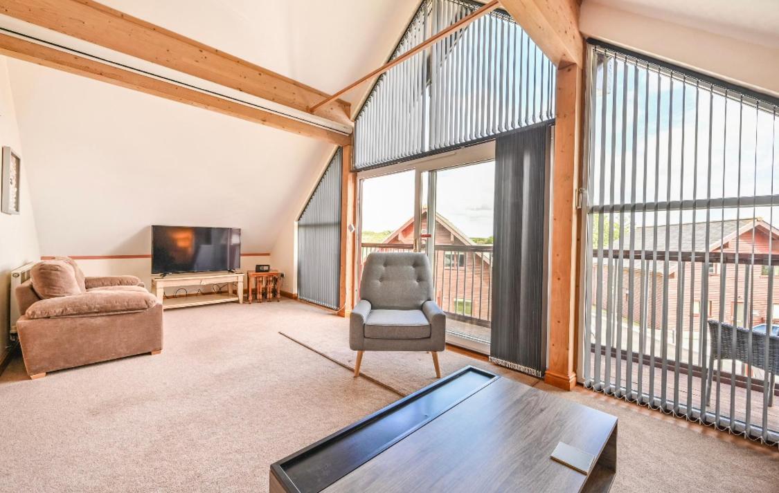 3 Bed Lodge With Ev Point Truro Kültér fotó